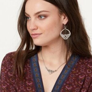 Silver Plated Brighton Interlock V Heart Necklace With Celtic Knots